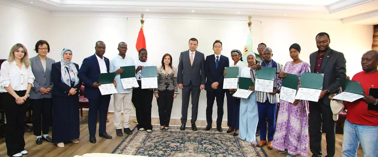 46cffcf690e947d5ebbe2bb10ec7c95e