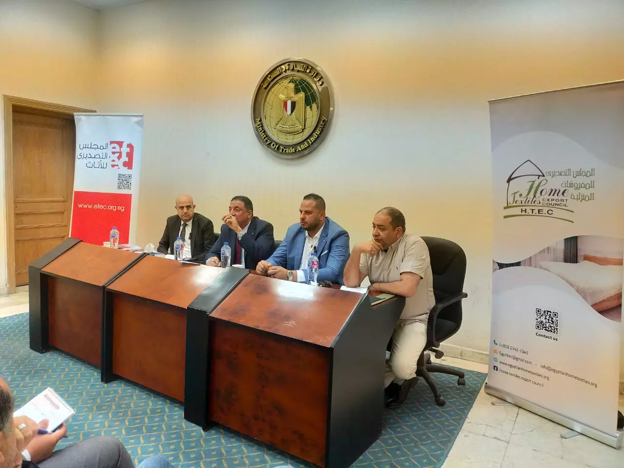 4ff27957aa281880ae28c016a7829204