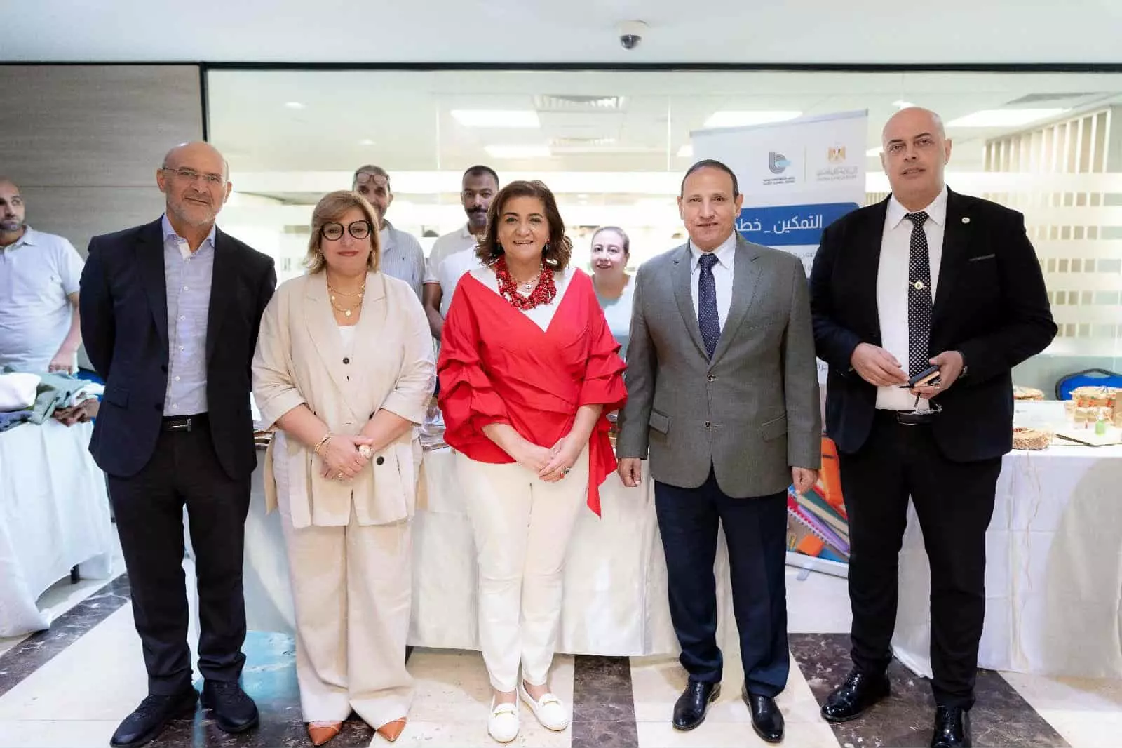 56d857f126723204962e5d0b125b6abd