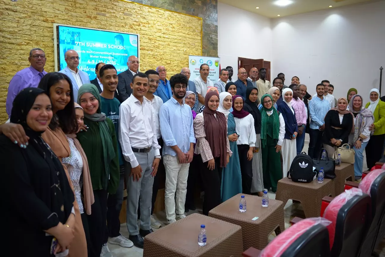 6b7404bc936cae663c00919824f75bb3