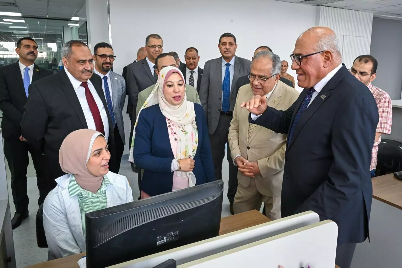 745c6381e4601bb8056bd837a5cec0cc