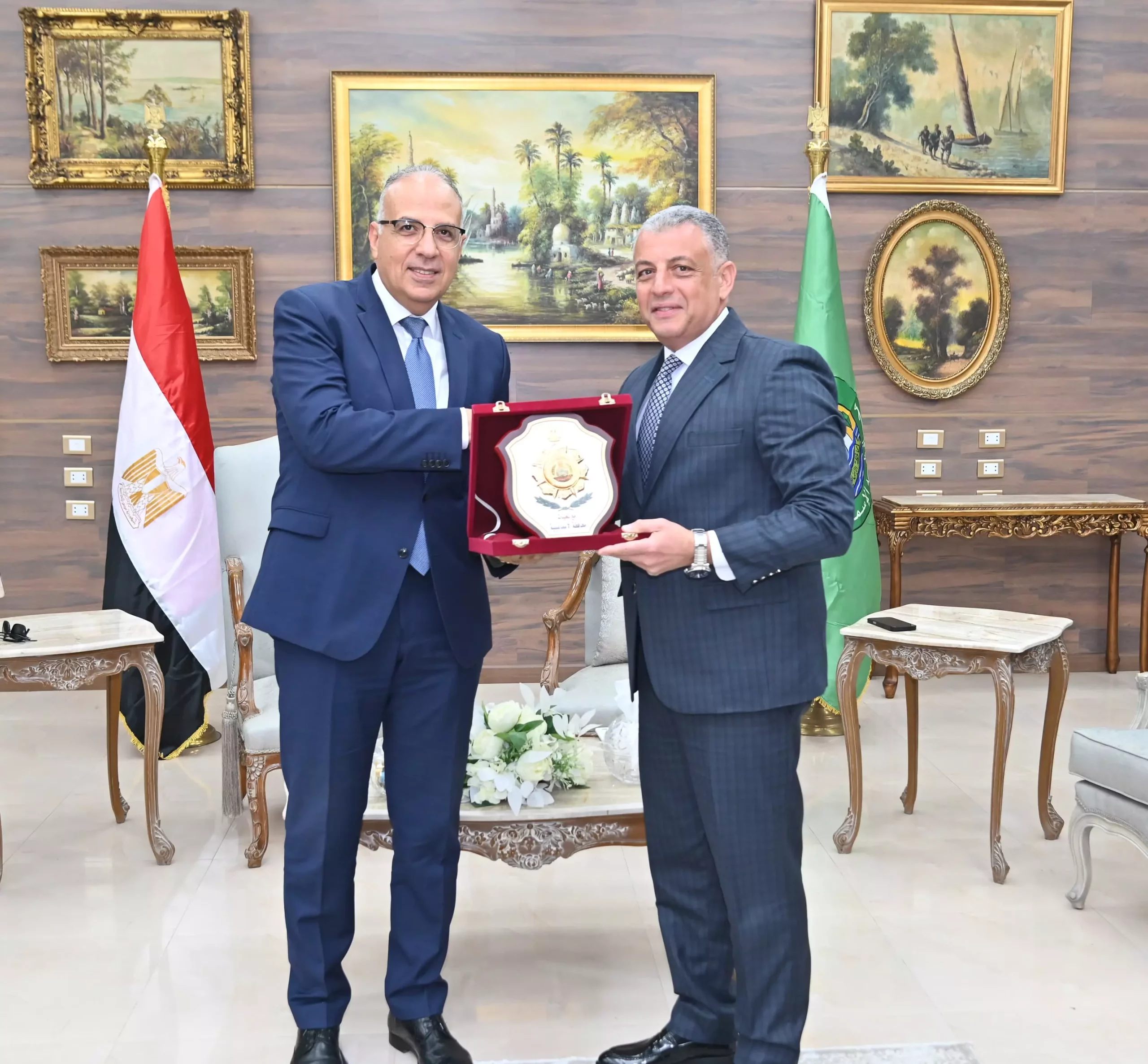 7e352261f590afcd4976a293c64640b4