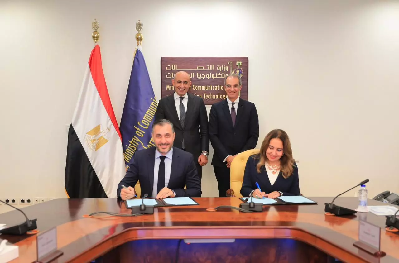 90245917e7a2790274783085dc4e0706