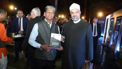 98dbdc77588c69d7f62cf3462882727e