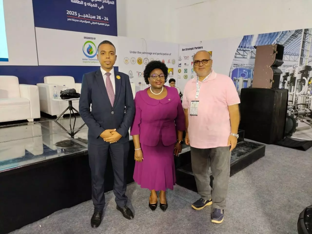 Bf096c0bec021de67038fb764f85f703