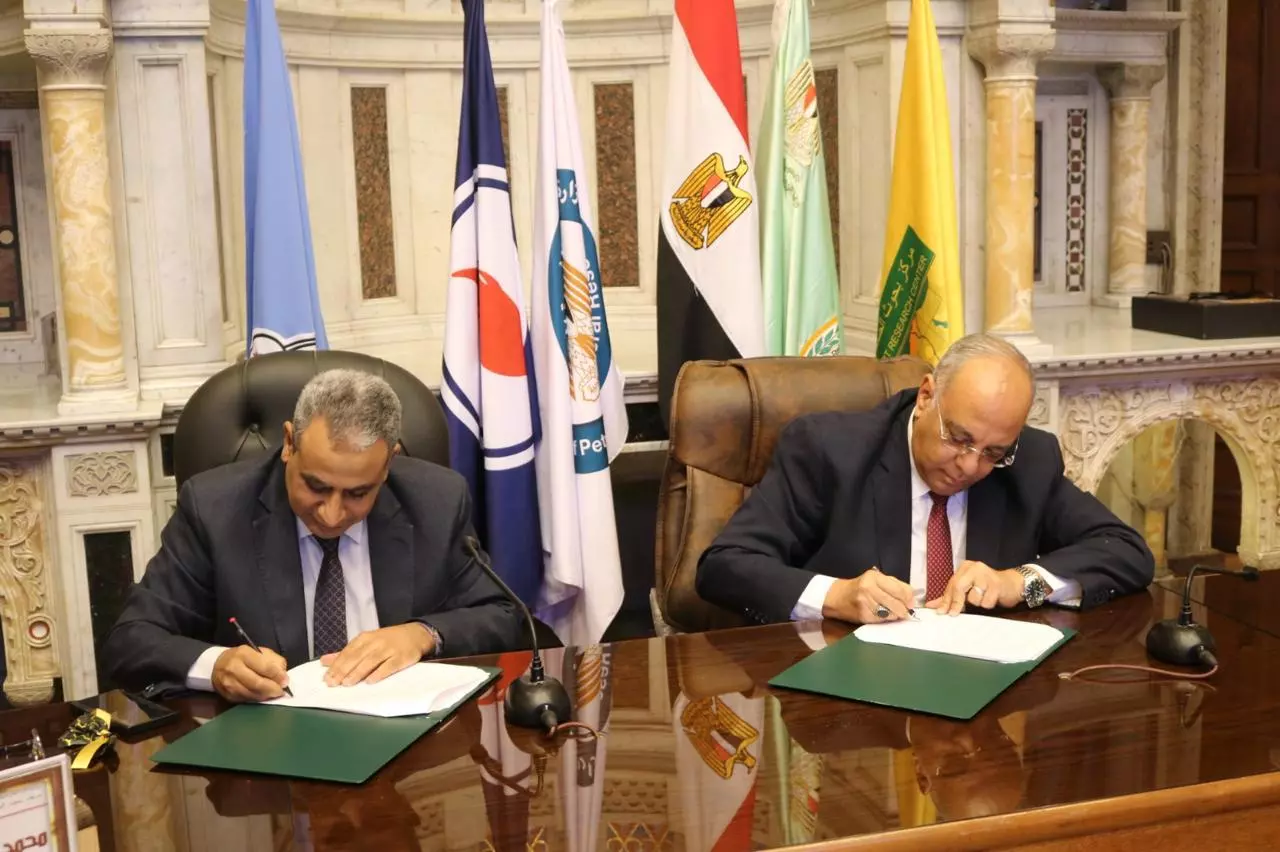 Bf41dd7cf29498cb56afe0928341aedf