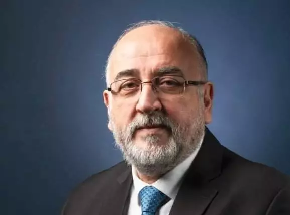 E67035db83376bd15388eda038e584cc