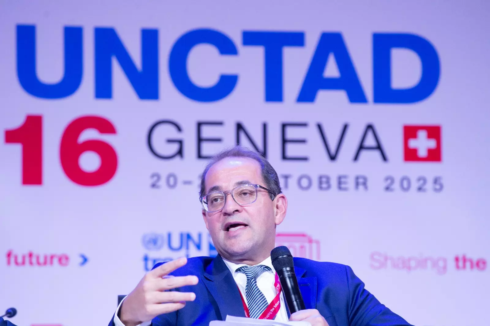 E8829fd5d8426e710efaf3d368dd95d6