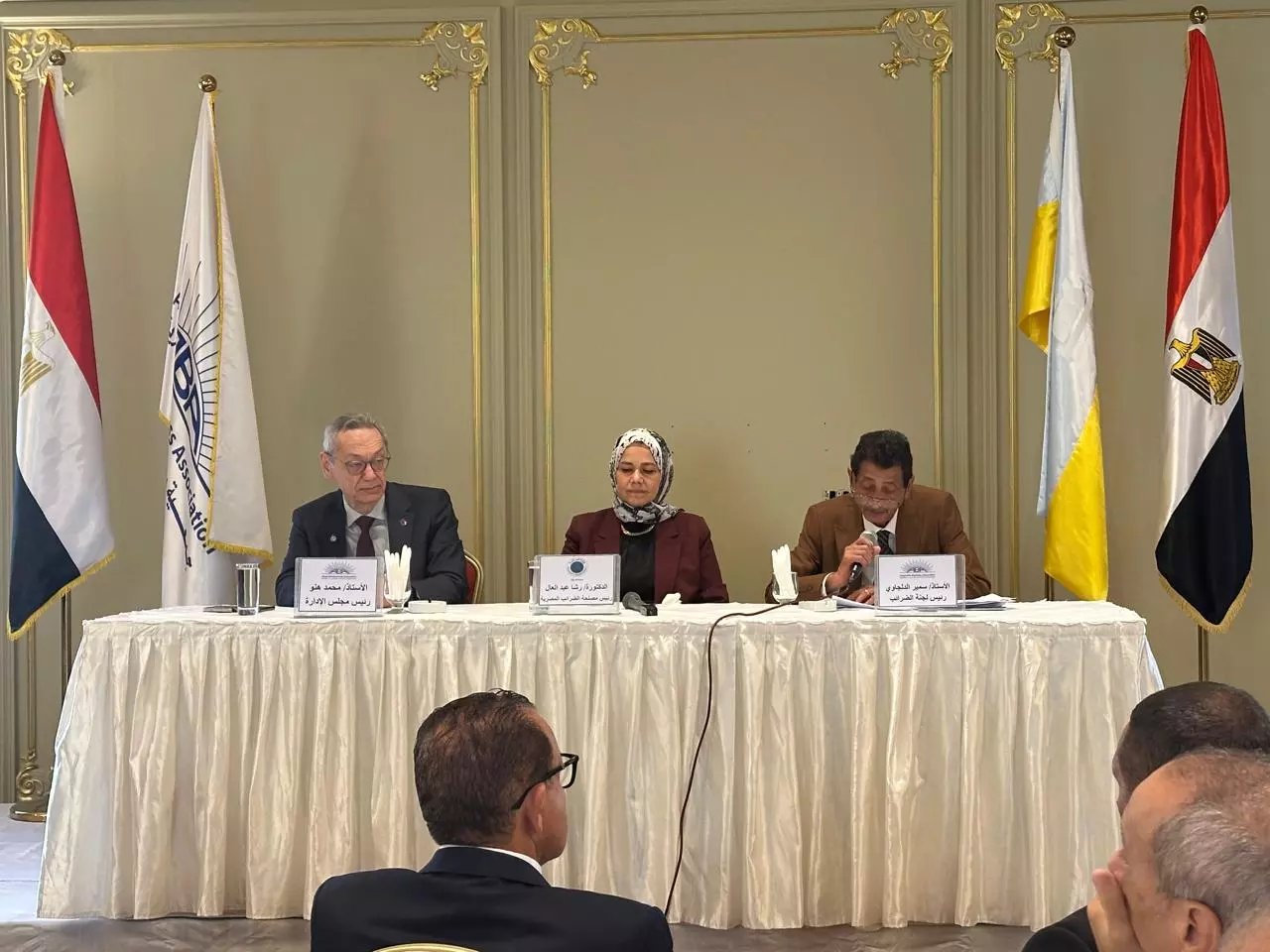 E8d704bc9197db0323b1d3c09ad1a844