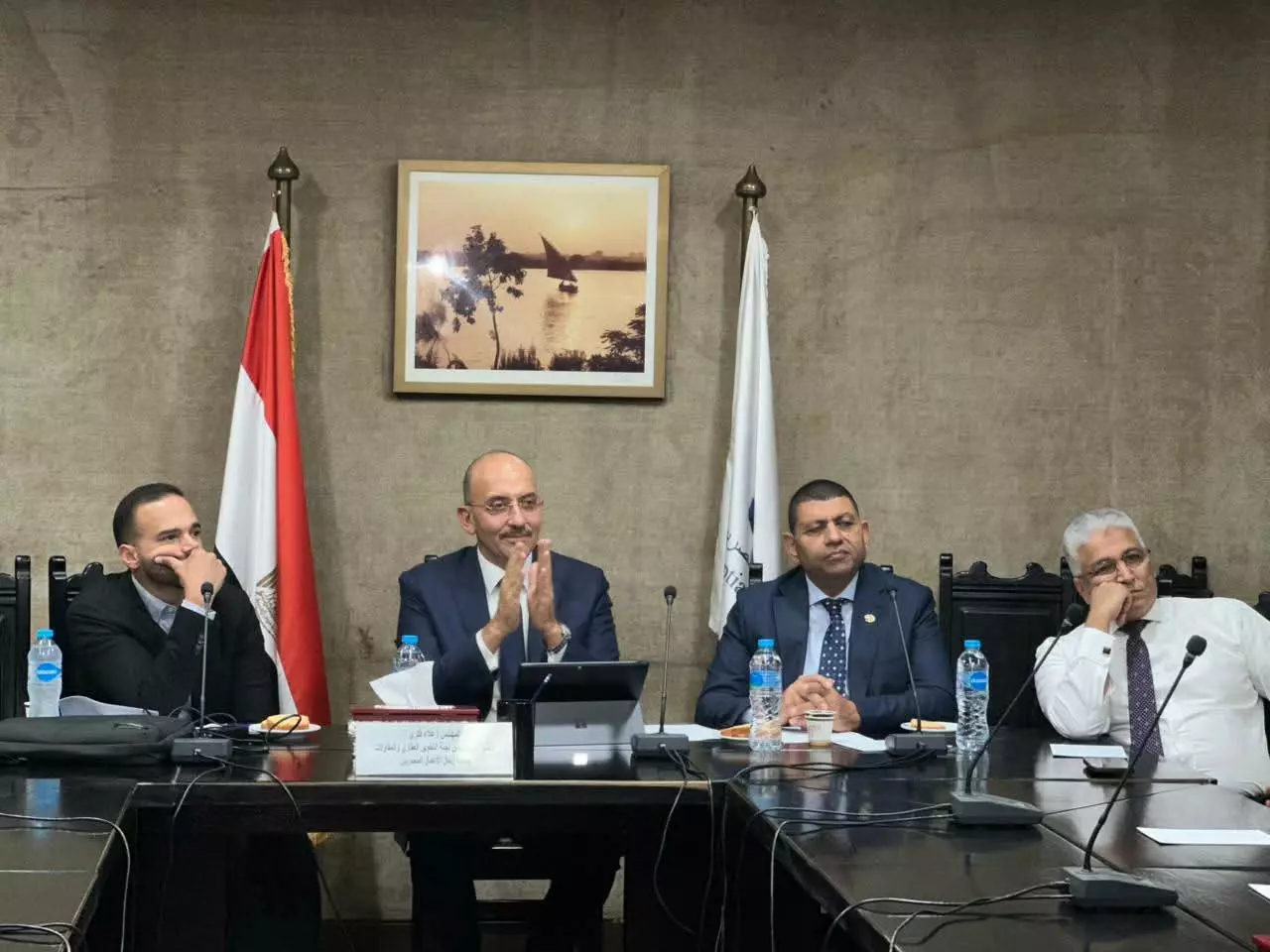 Eb9c5faf4e9d1fa9acf8d211124663ec