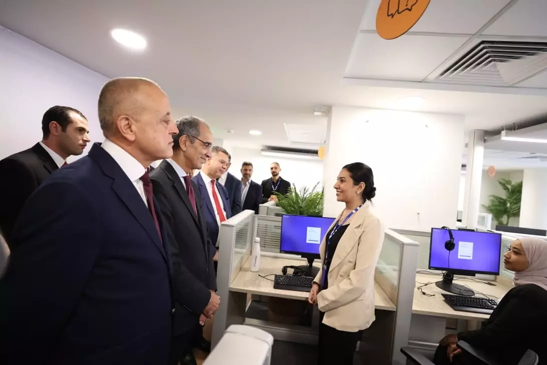 F8a51e64402f8bb04f89611b21b53935