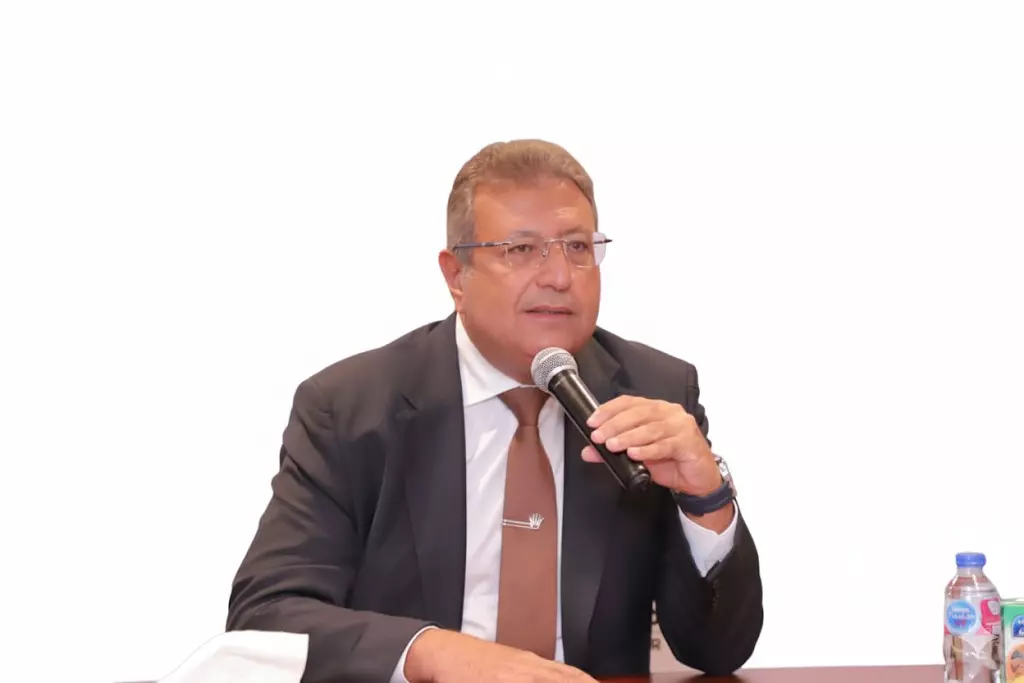 F8d5b50703f97f6ae53240e98ae070ae