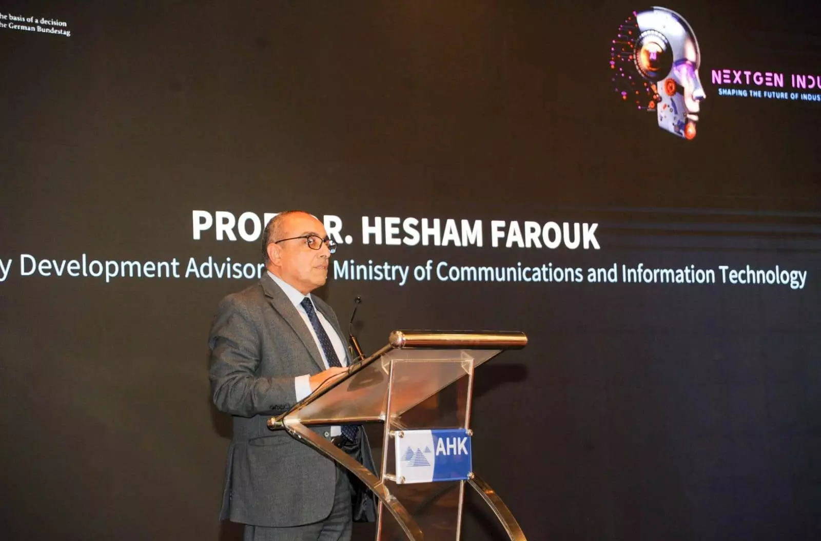 006381d347370f32f9067af7ad9ee361