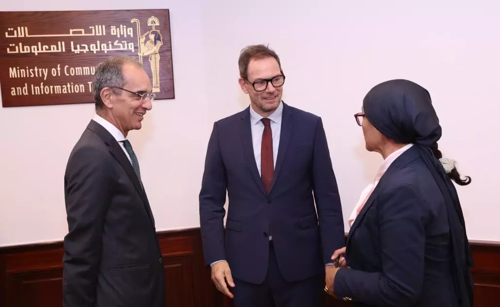 4bfad5c95a57d1929bf738367fc8e8a1