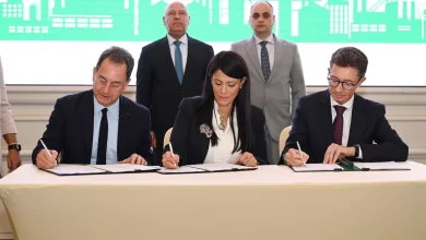 51a4ca3fb77603a0b28dc41c73a79ed1