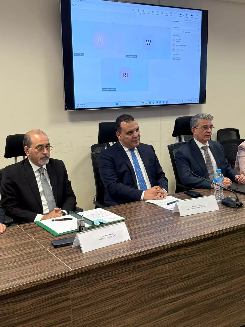 5f19328bad12c7b2747ca9d1ceb47837