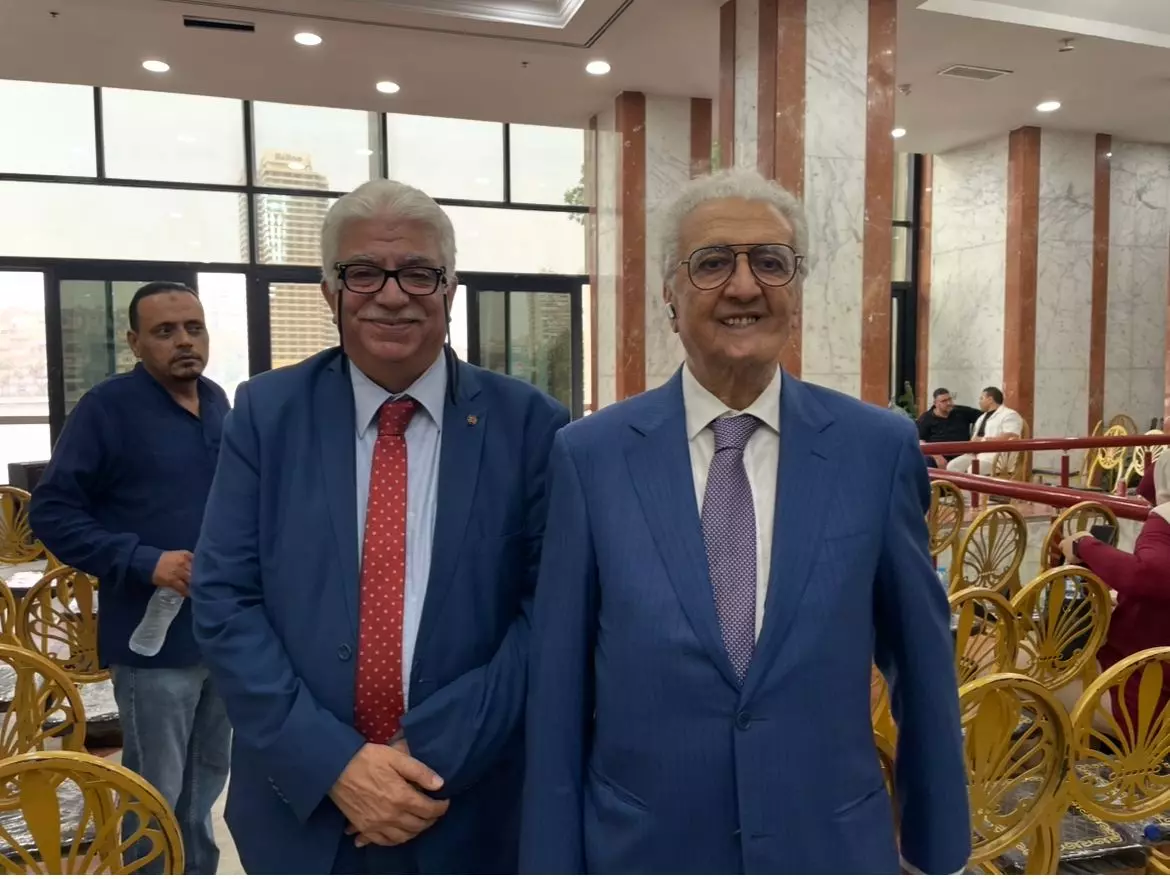 688d3776eb39282f8d2abe76178f45ad