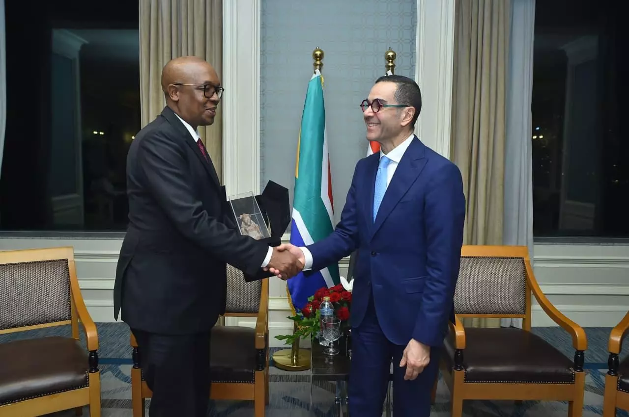 7aebf73d5304597964617ba2cb3d5dfc