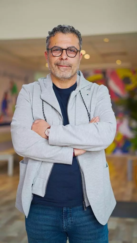 827bb00ecb34c95385a868187d7c4e98