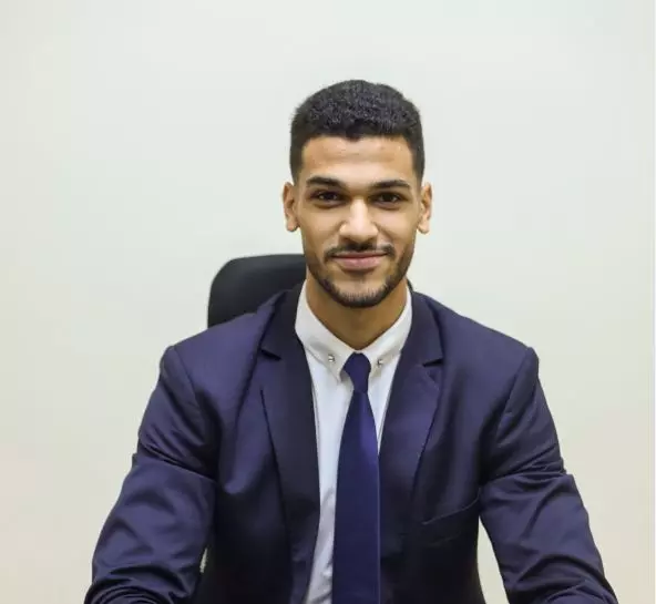 82d8ceb6401f93da49957cf370baaf28