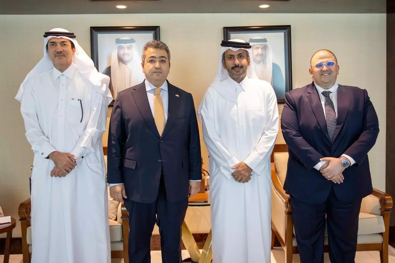 Aaee88c55af8f32cead6d53d89cbb8b8