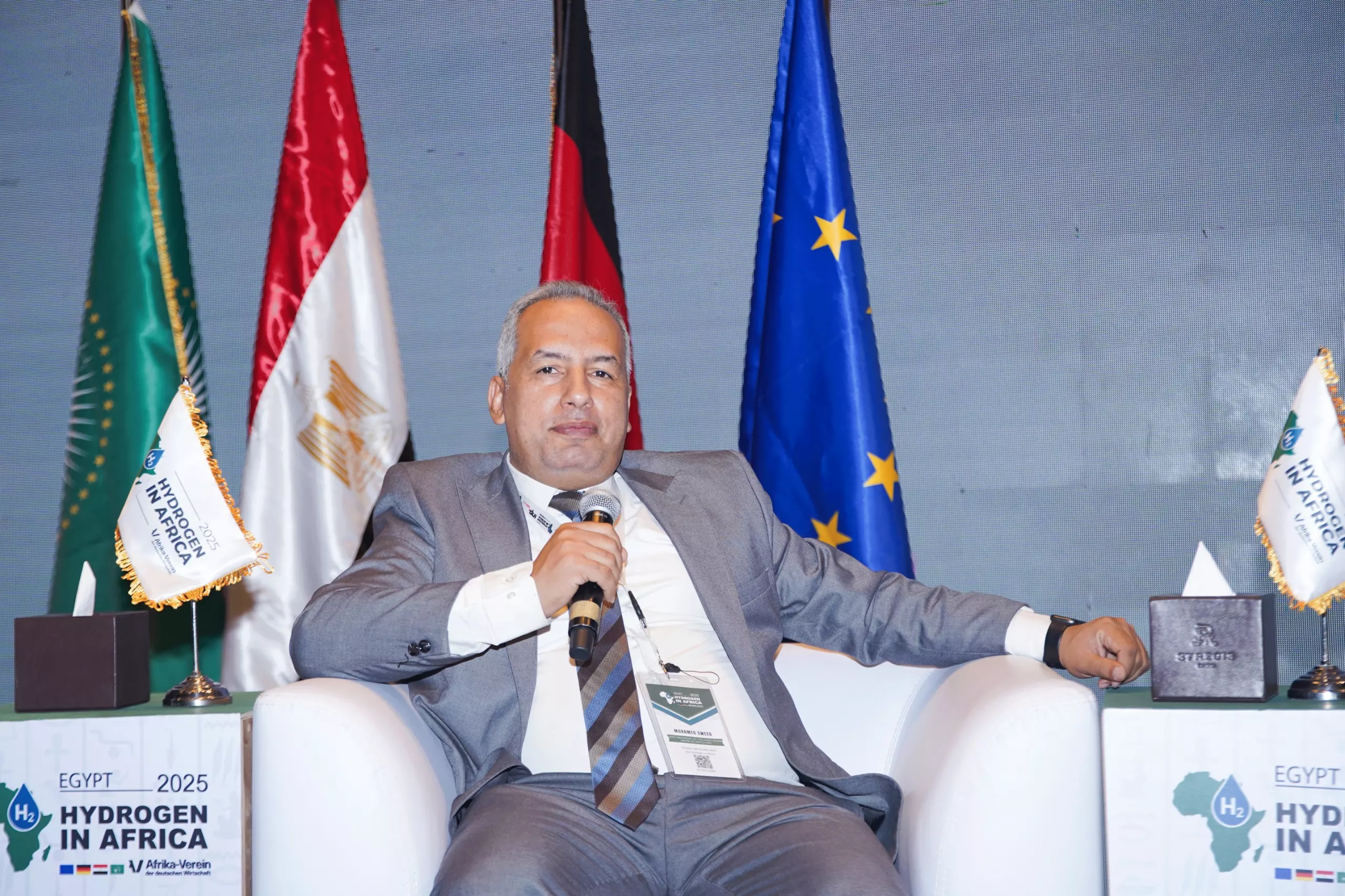 Acd7b33bdf847fadd8ed4d9a6f21890b