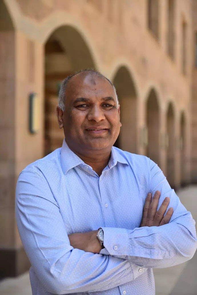 B165fd0025a6607a3ac8f987a42d9e43