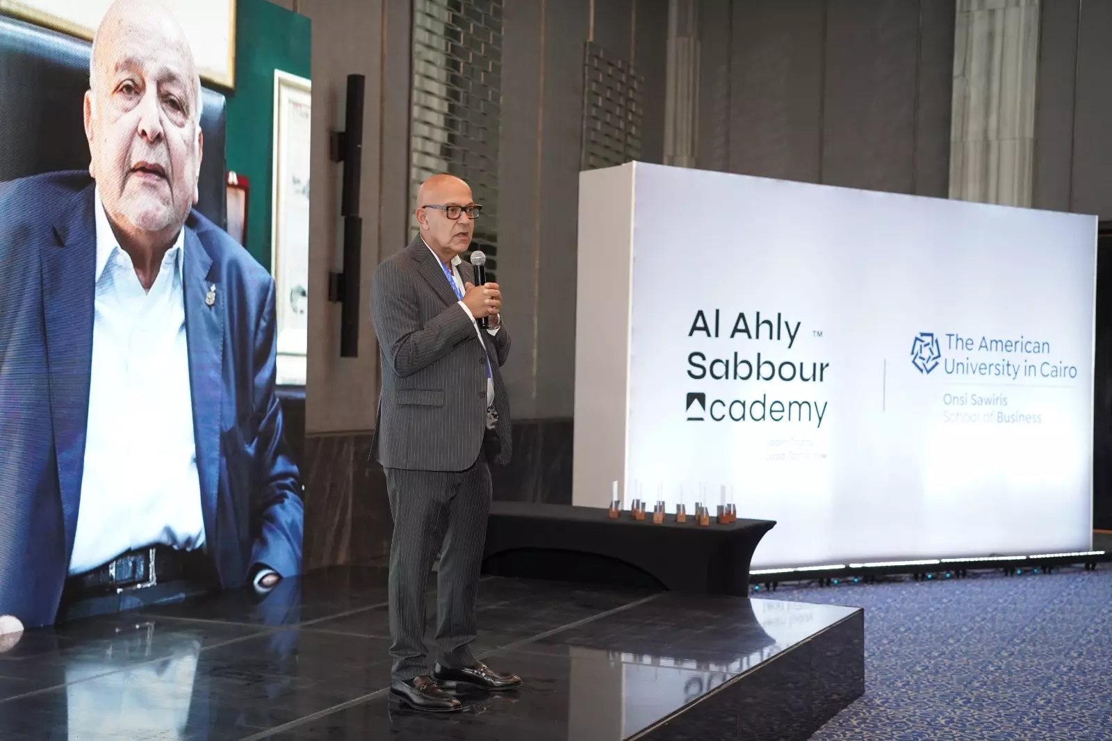 B246d5db2c8426f9fbec18cbafba8837