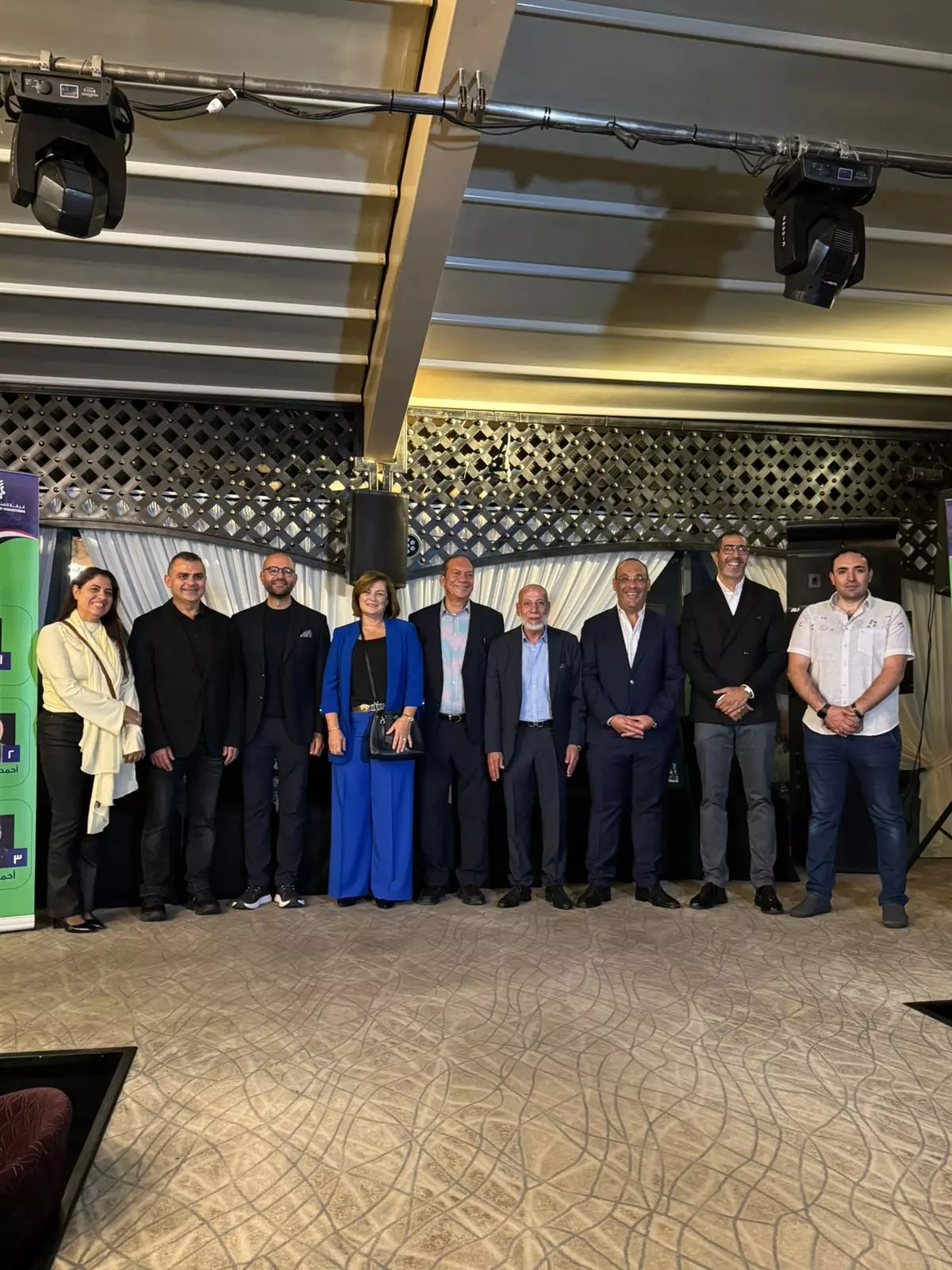 C14e6ee8a877669a1eecc7318ea677c9