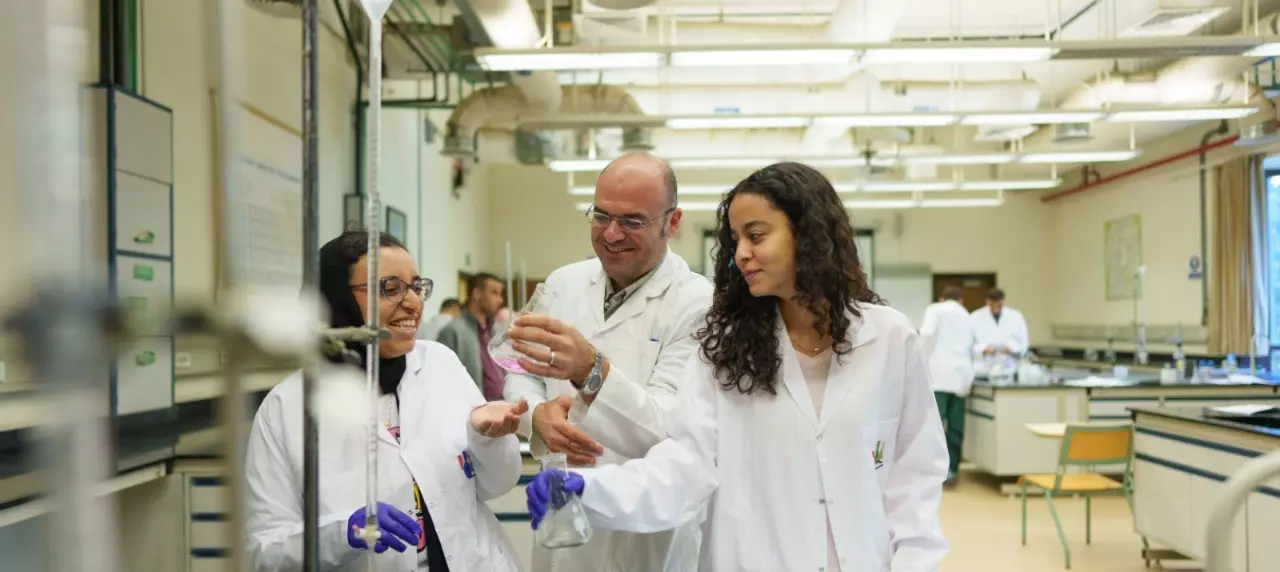 Dac3009954a24ddc1c1a6d823faaea44