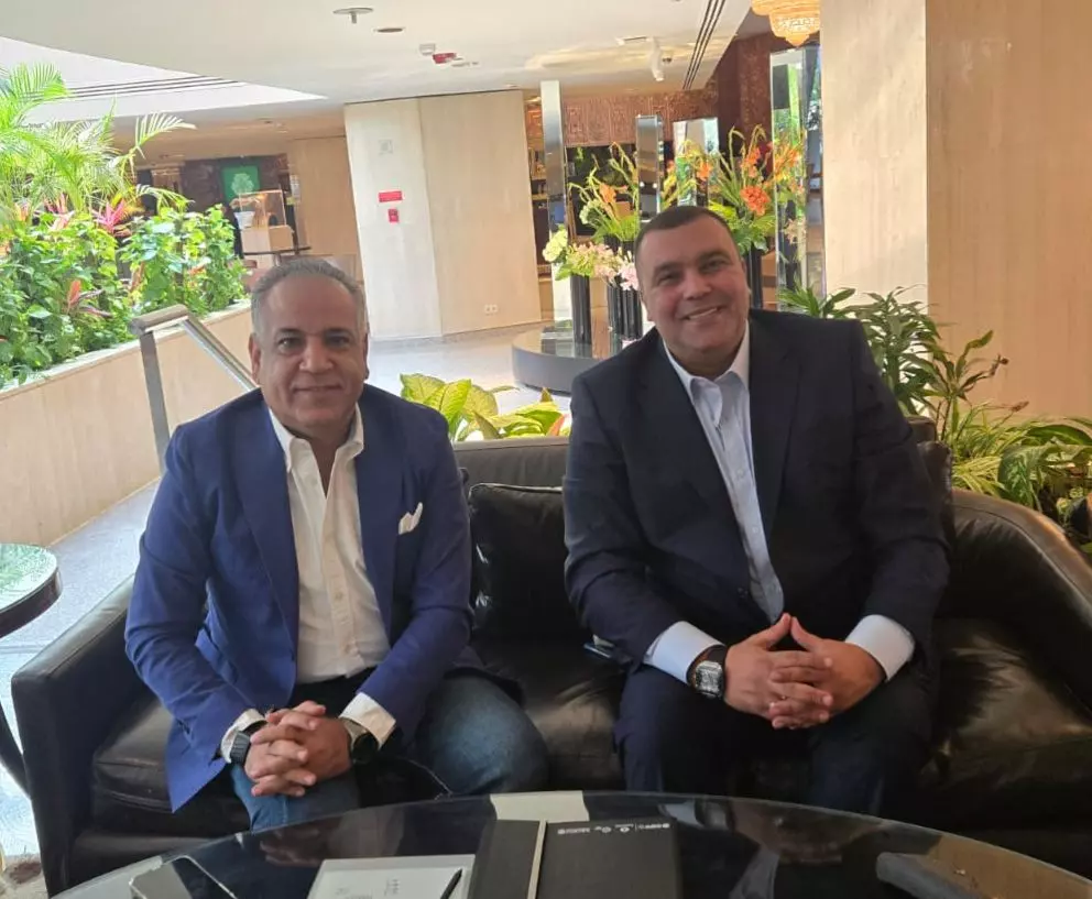 De2784c1e98ca4a8b760ae3018b8455a