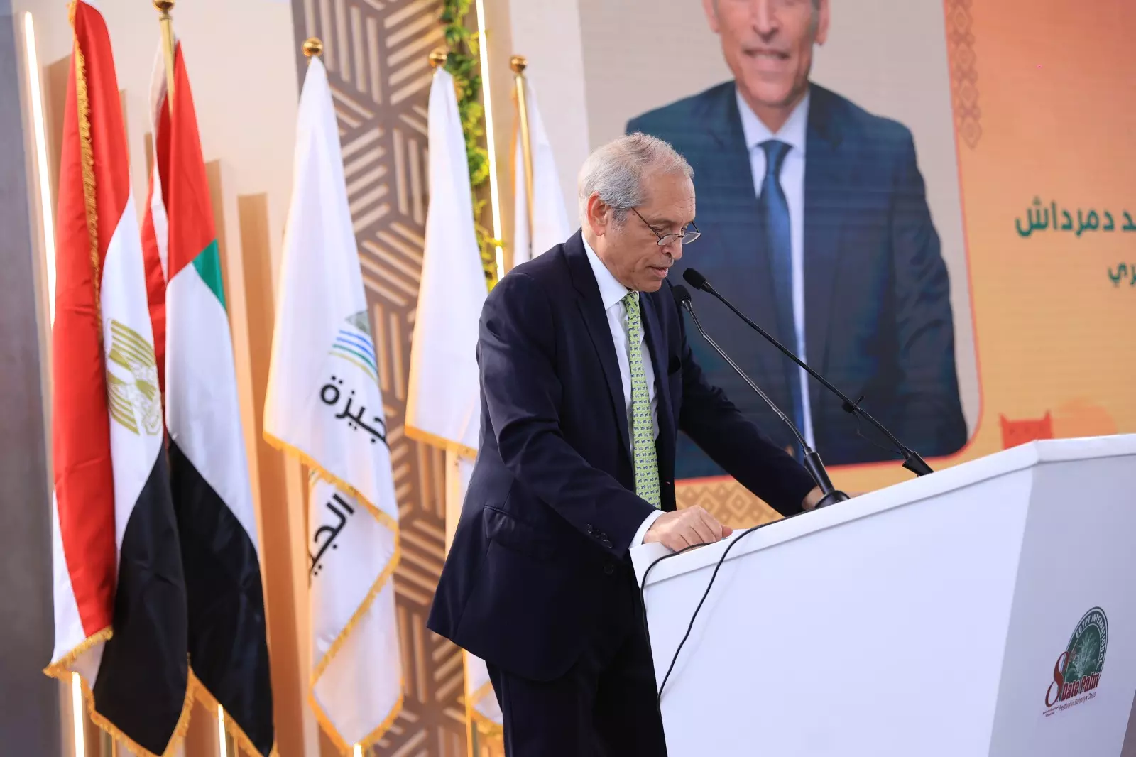 De51d49de7a9c0bad60c94e8eab778e9