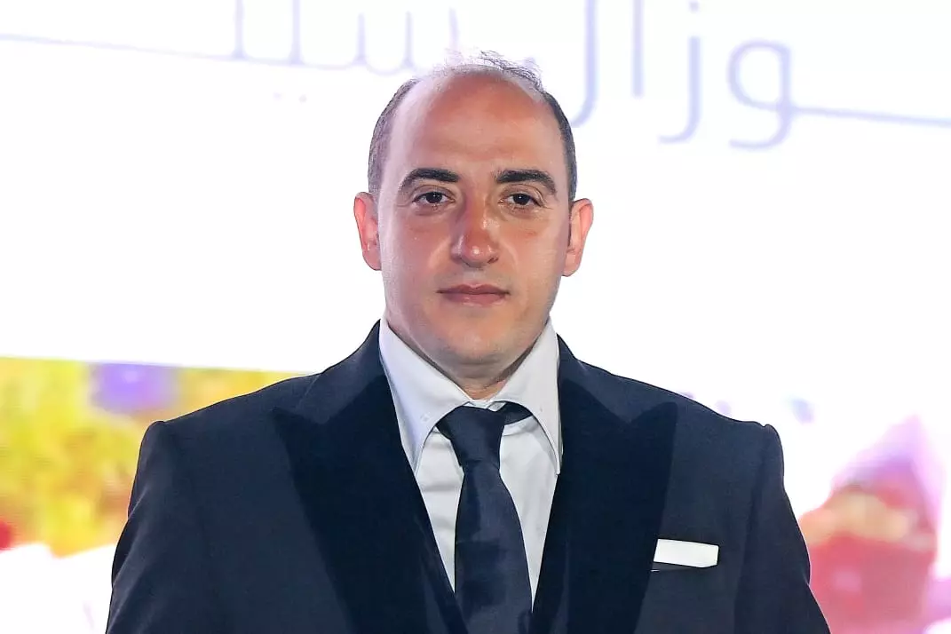 Dfabb83fe8c744c4890a66a351cff1e8