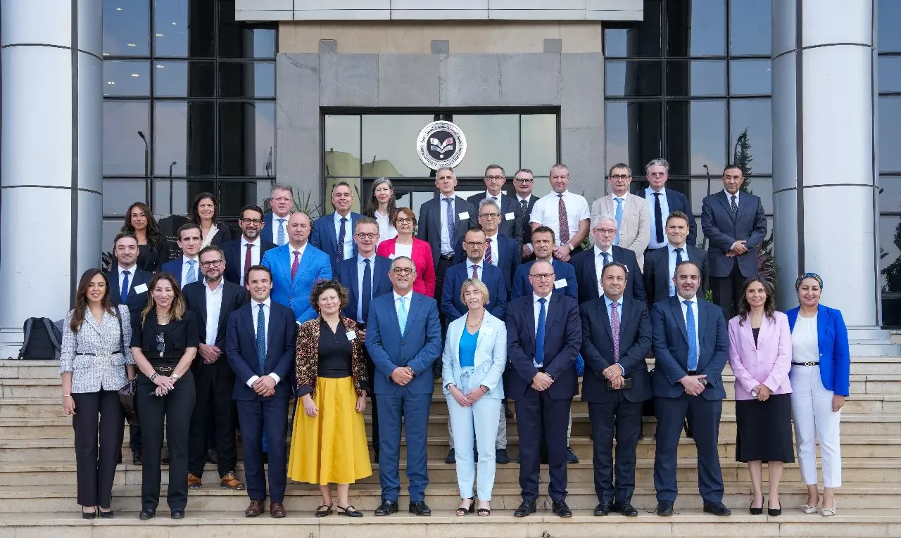 F7abd7a68f5327f51a24c8566846eeef