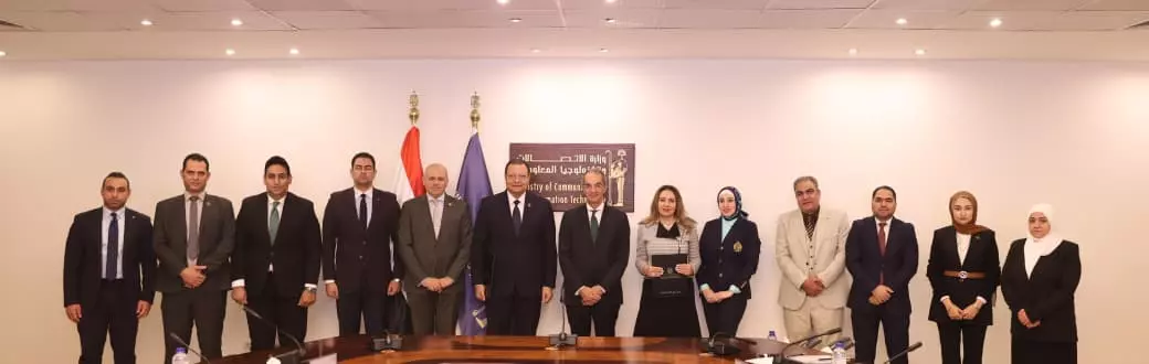 285b909faa91f7b88437d766f5b66d49