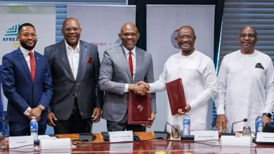 330c51802471b1d931f33d12ee23982d