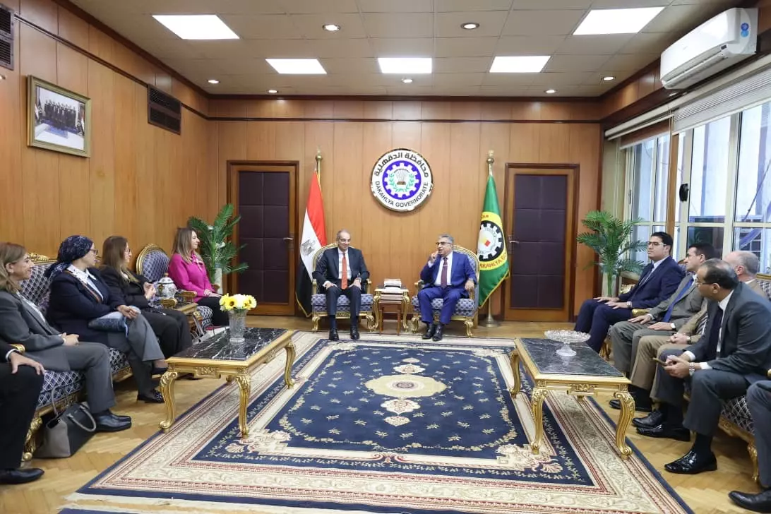 40a87e1cf502cbbf526f55b856ee522e