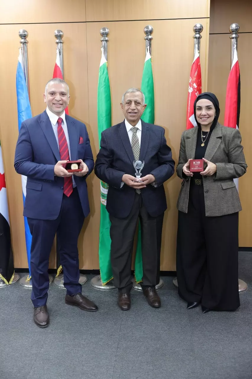 41a04337c0f5eb5cba28ff3ba2a3474b