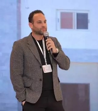 5537b9a9138fbd3c8a072533165881fc