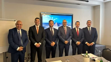 5765518515a26da7614df81be250b4e9