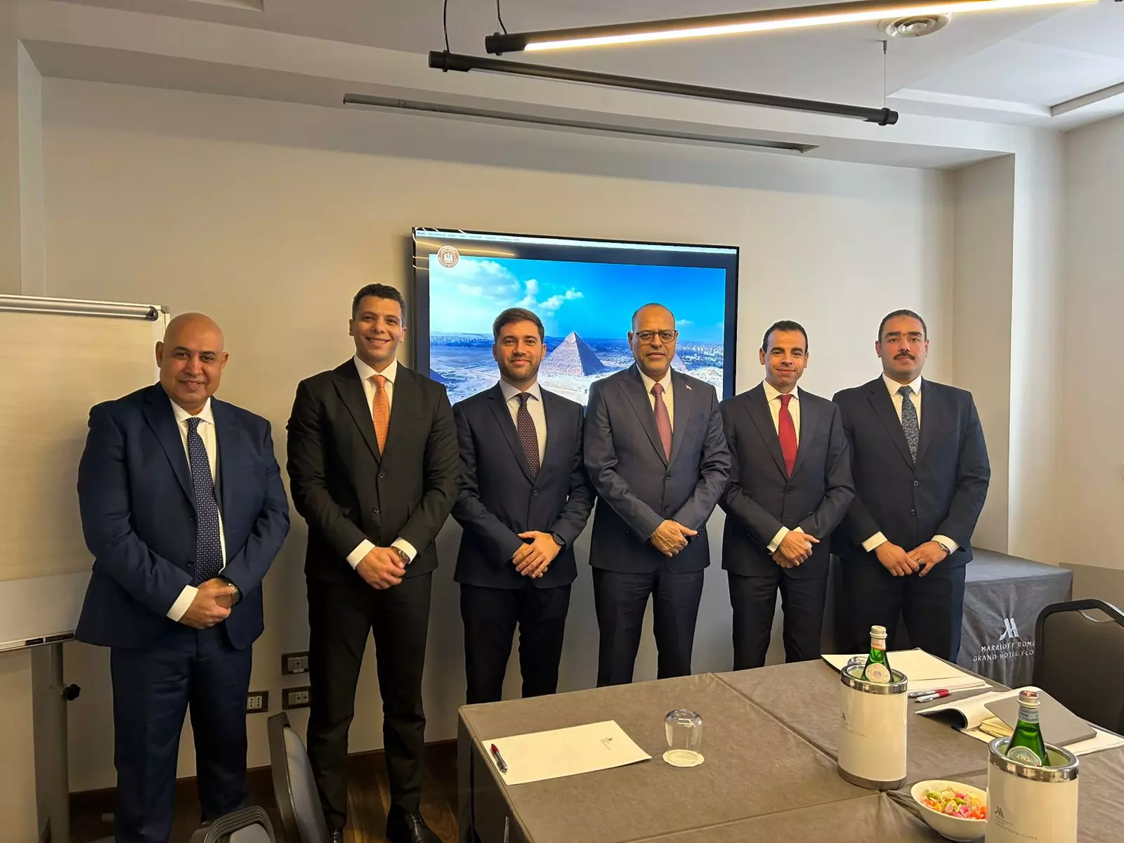 5765518515a26da7614df81be250b4e9