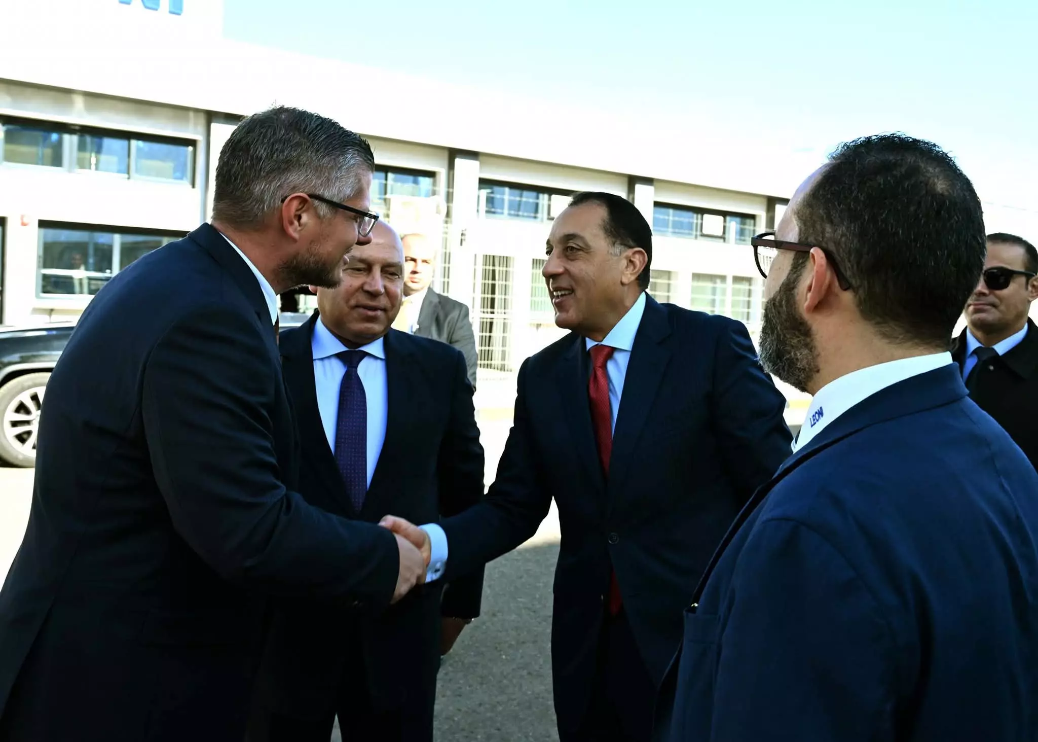 6653701effbc4a942944fb531b55f700