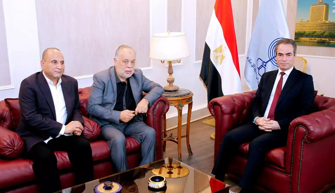 7523da241841a712088a314f03a6a308