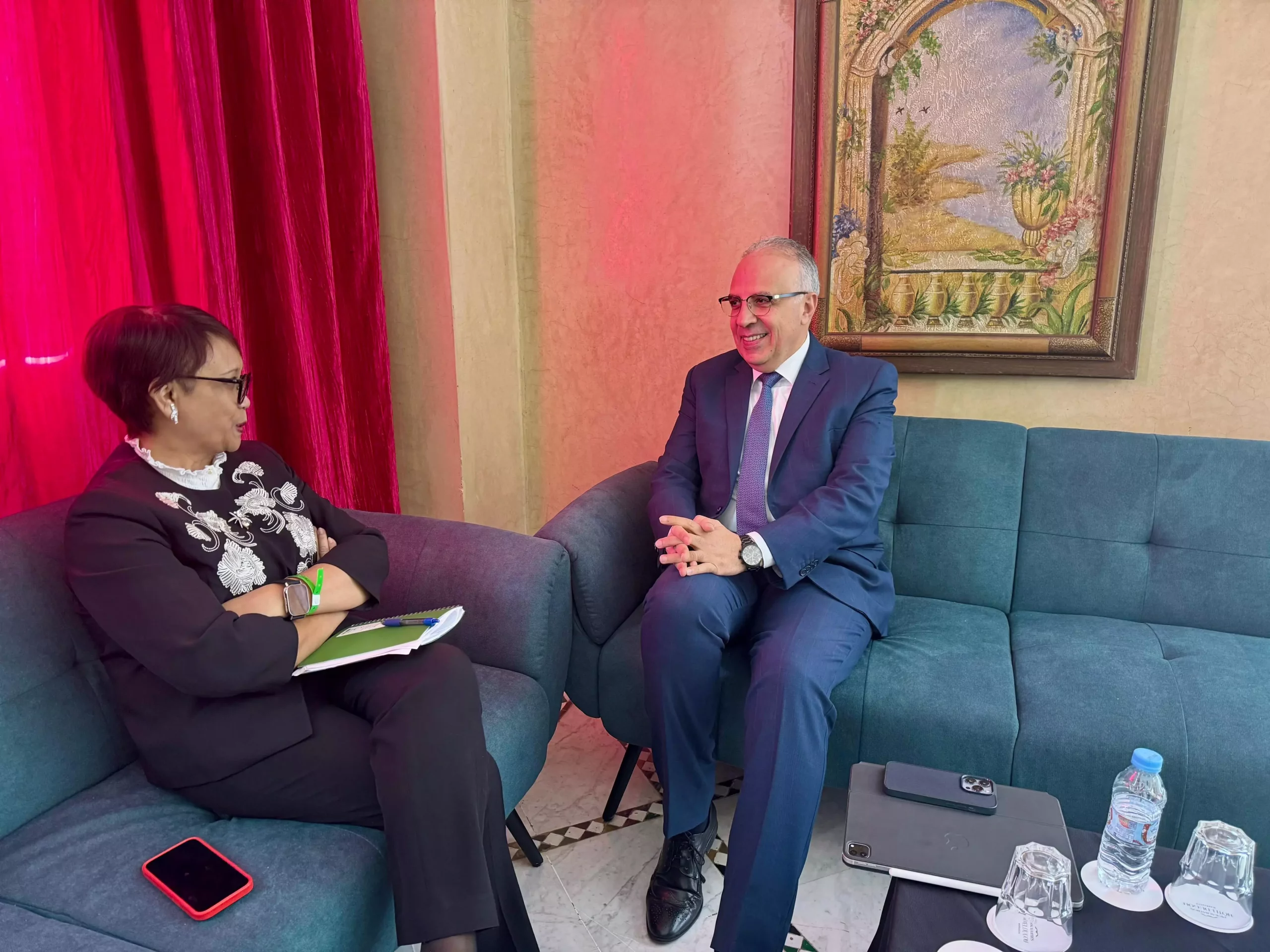 89c1cb942a6aaacf0763e86a35fe22f0