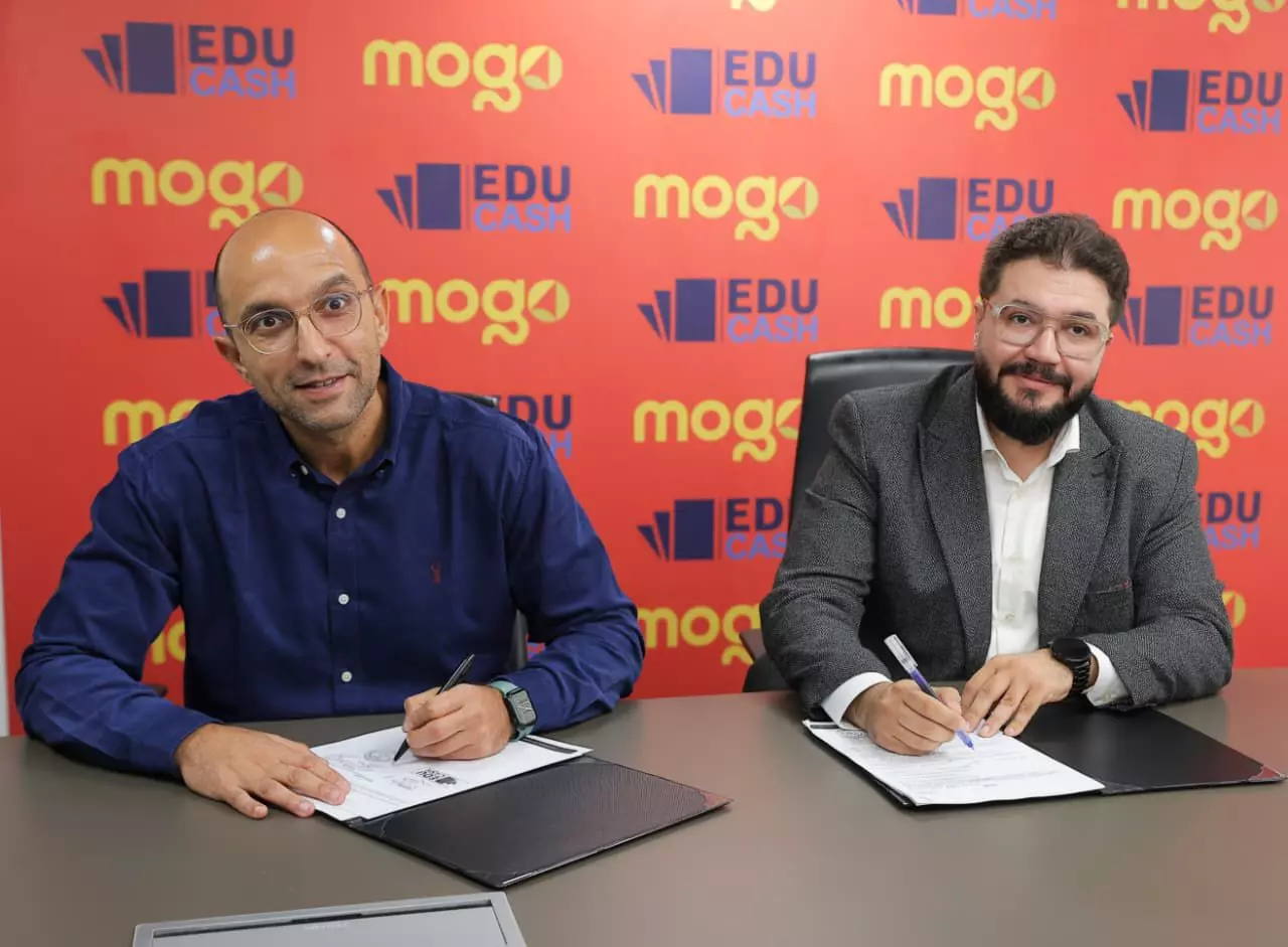 8a84581e18004424170c59f32f2f8062