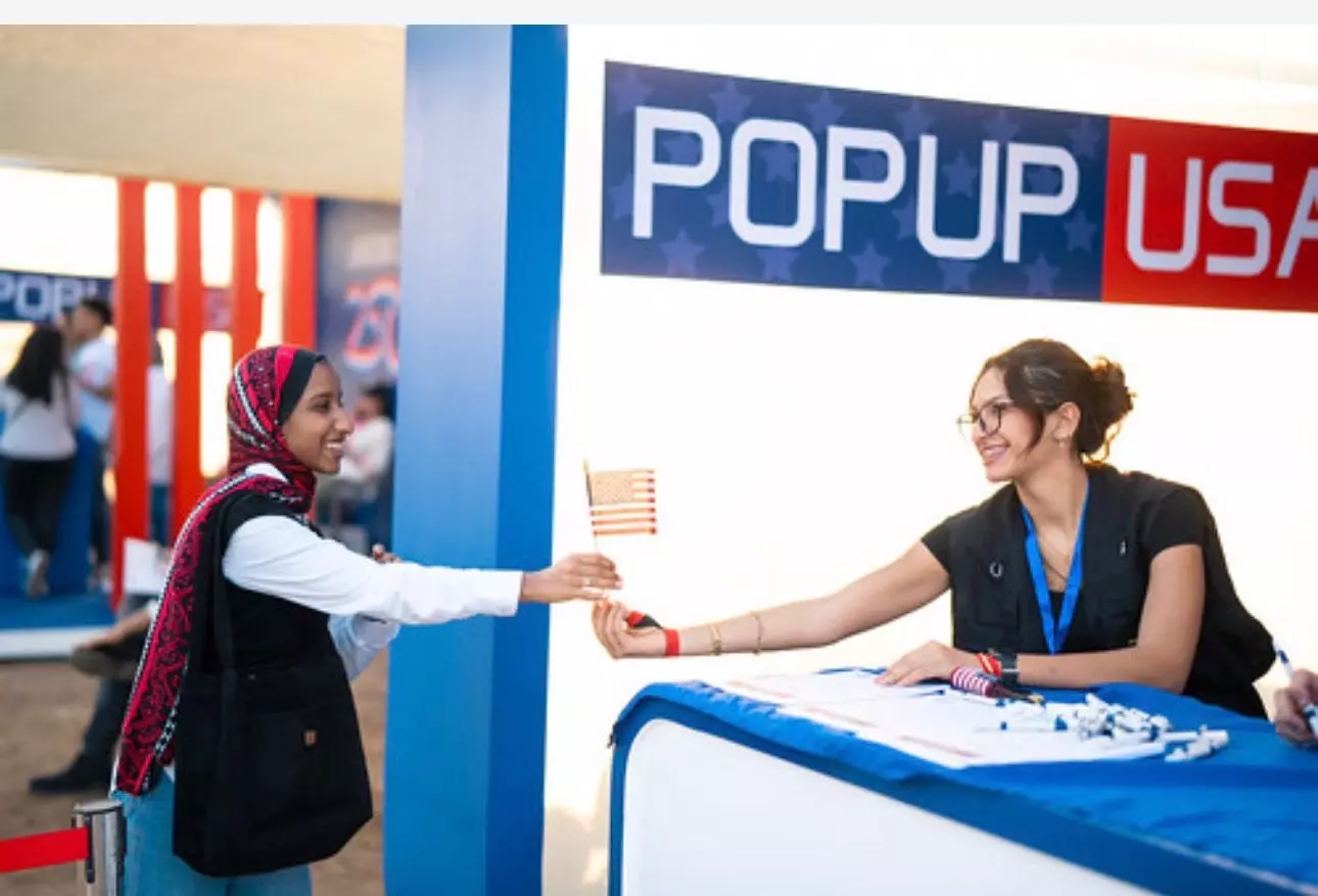 9cbe53a5137fb3822f7791b9e767c565