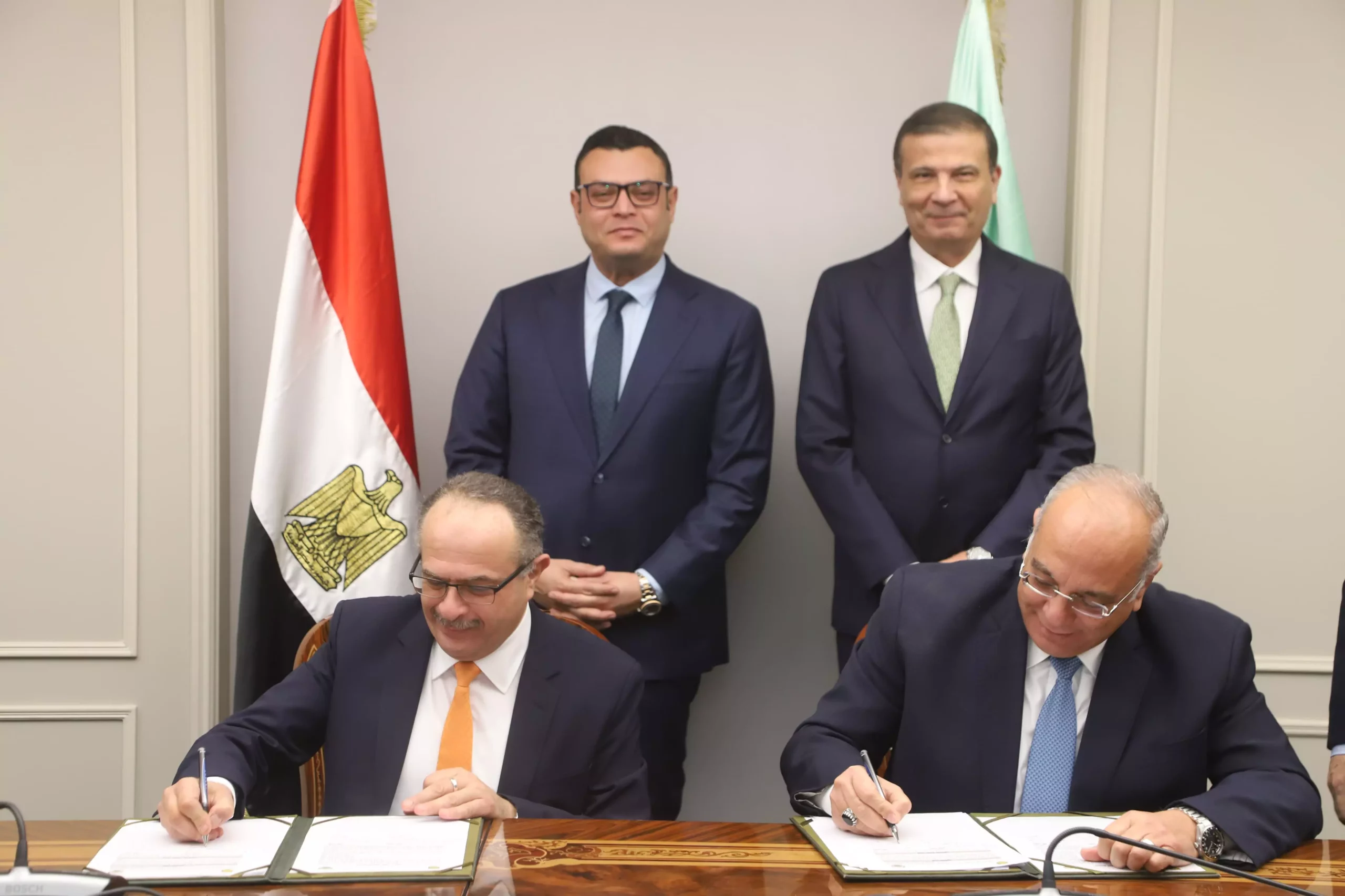 Bd7bc8e49970ac36ccb24591a4f81374