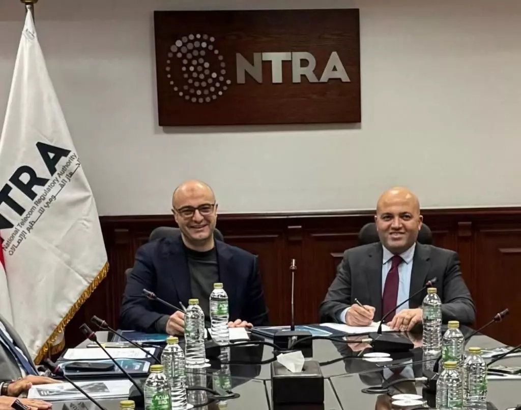 Ca410156c65061d3e98bdb33ea13fb26