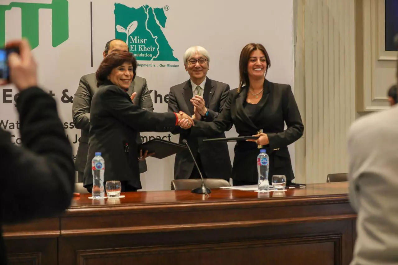 Ea97174d73ba7713ad6b5cd7ab4624c8