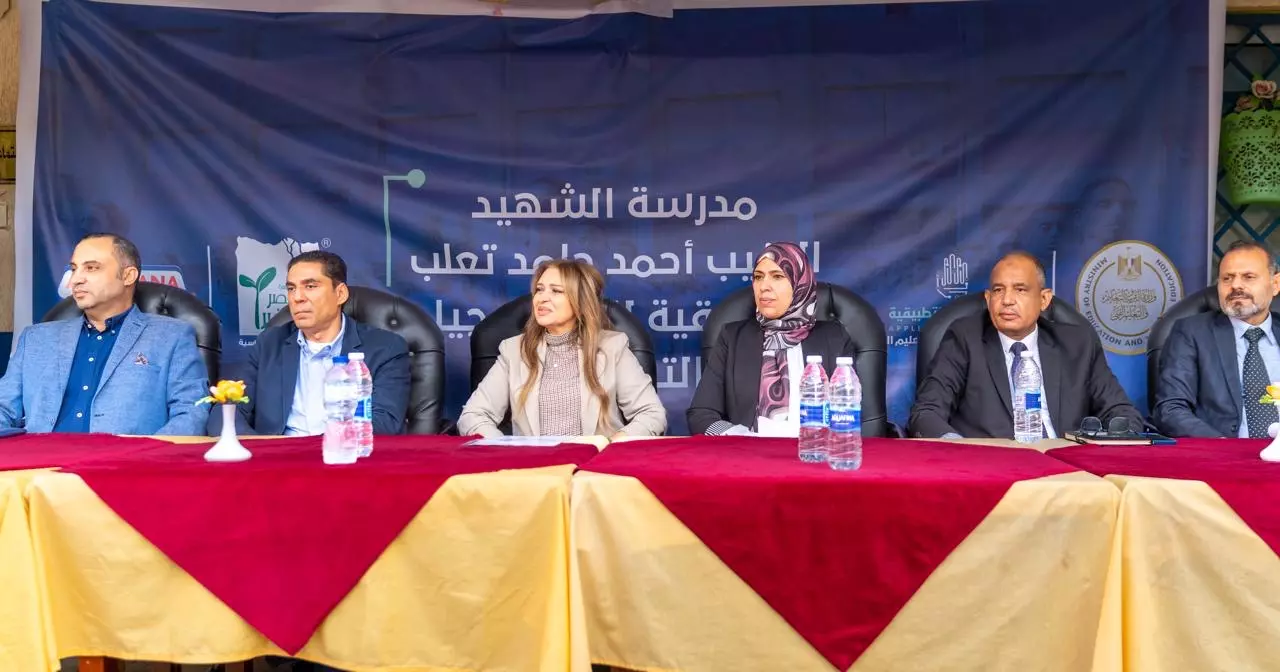 Eb88e508617439273ddc16a63565d587